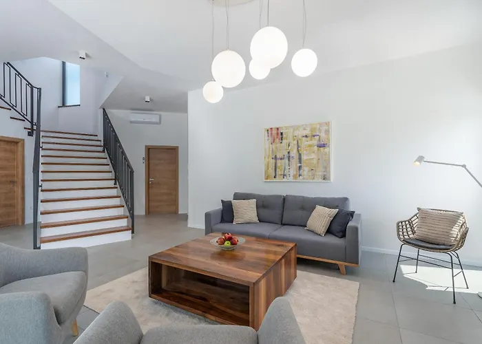 Marko Aurelia * Tar-Vabriga