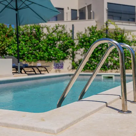 Marko Aurelia * Tar-Vabriga